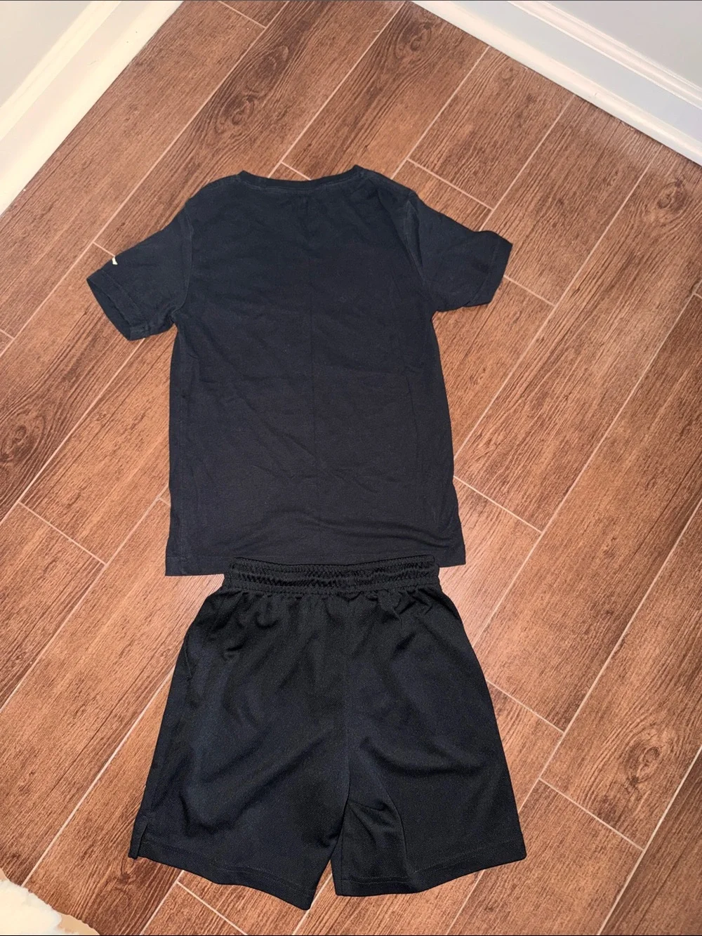Boys Jordan Short set size medium